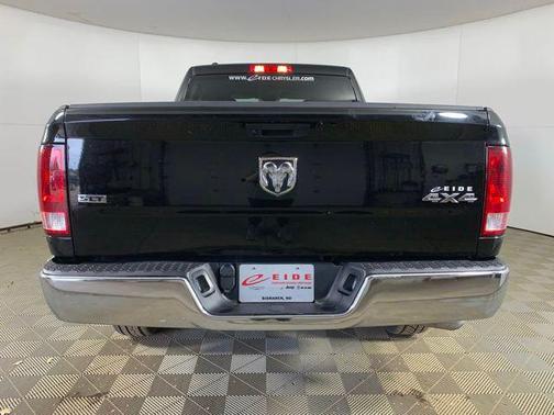Diamond Black Crystal Pearlcoat 2024 RAM 1500 Classic SLT