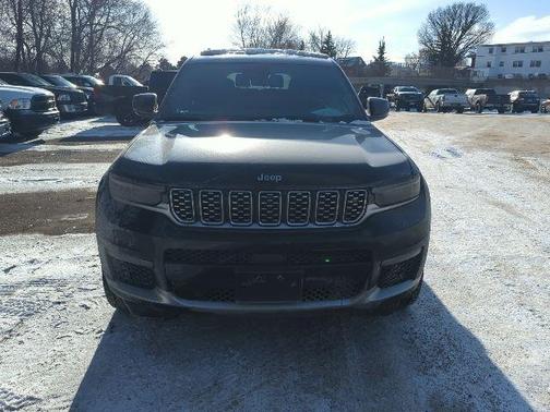 2022 Jeep Grand Cherokee L Summit
