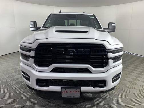 2025 RAM 2500 Laramie Crew Cab 4x4 6'4' Box