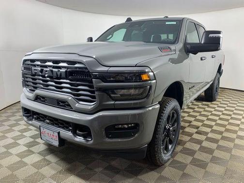 Ceramic Gray Clearcoat 2026 RAM 2500 Big Horn Crew Cab 4x4 6'4' Box