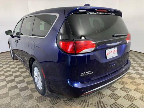 Jazz Blue Pearlcoat 2018 Chrysler Pacifica Touring Plus