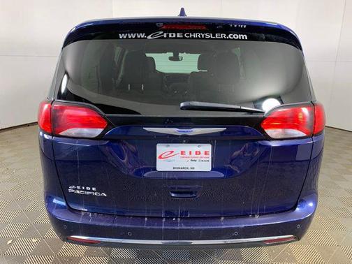 Jazz Blue Pearlcoat 2018 Chrysler Pacifica Touring Plus
