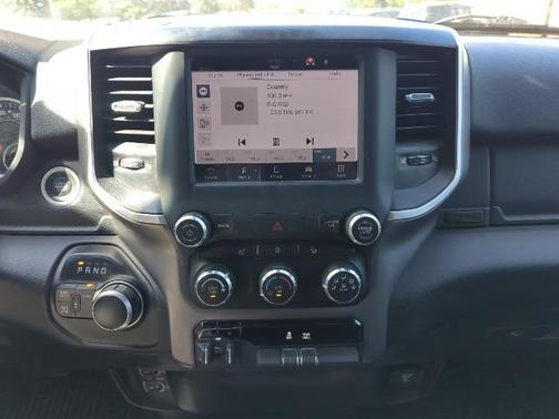 2022 RAM 2500 Big Horn Crew Cab 4x4 6'4' Box