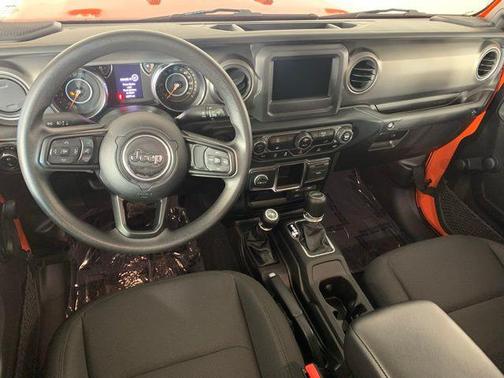 2023 Jeep Gladiator Sport