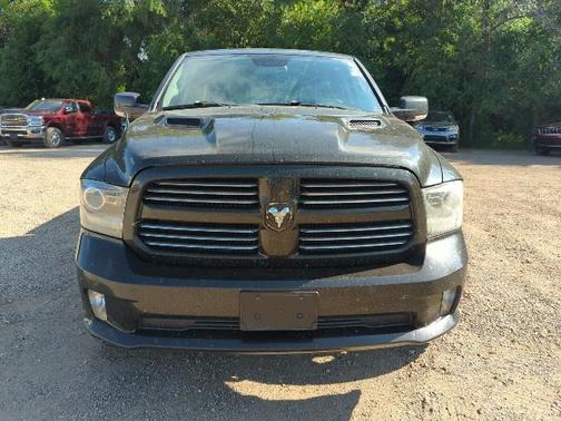 2016 RAM 1500 Sport