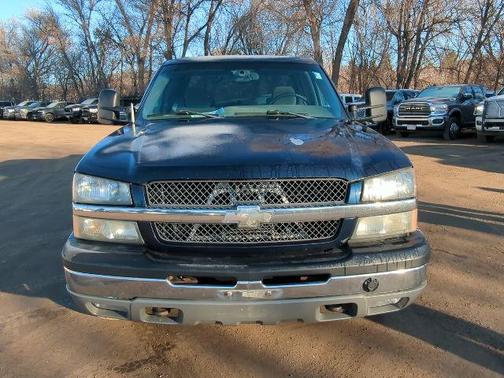 2005 Chevrolet Silverado 1500 LS Crew Cab