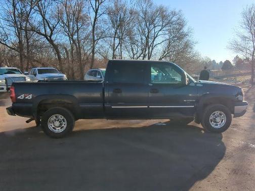 2005 Chevrolet Silverado 1500 LS Crew Cab