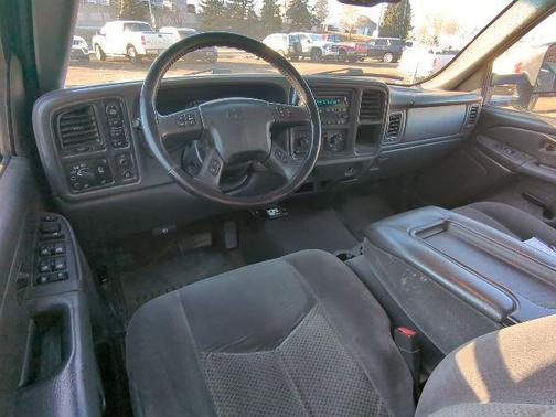 2005 Chevrolet Silverado 1500 LS Crew Cab