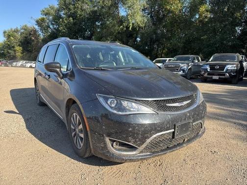 2020 Chrysler Pacifica Touring-L Plus