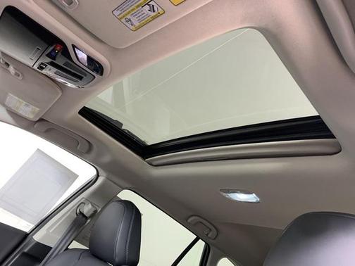 2022 Subaru Outback Limited XT