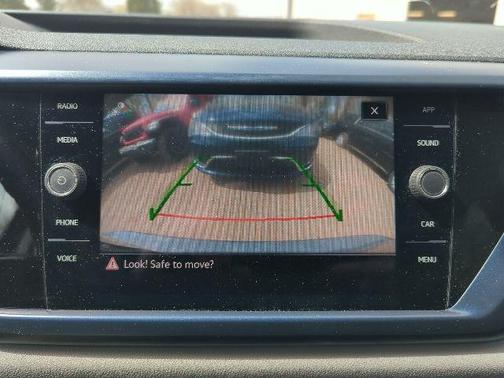 Pure Gray 2023 Volkswagen Taos 1.5T SE