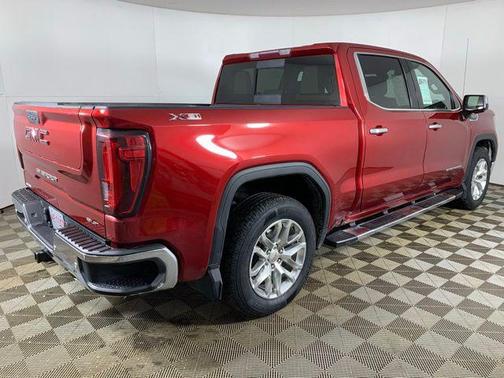 Cayenne Red Tintcoat 2021 GMC Sierra 1500 SLT