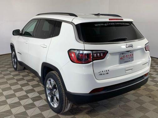 White Clearcoat 2019 Jeep Compass Limited