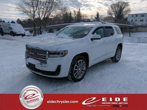2023 GMC Acadia Denali