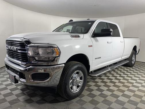 2021 RAM 2500 Big Horn Crew Cab 4x4 8' Box