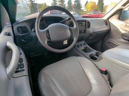 2001 Ford Expedition Eddie Bauer 4WD