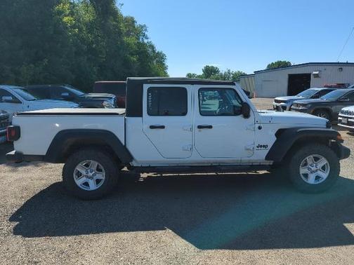 2020 Jeep Gladiator Sport S