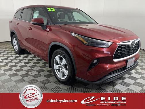 2022 Toyota Highlander LE