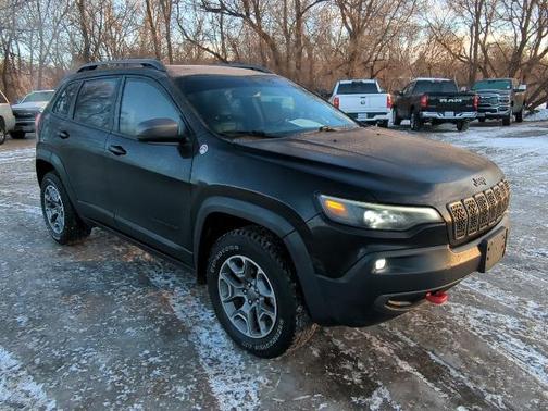 2020 Jeep Cherokee Trailhawk