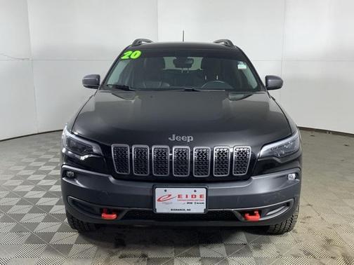2020 Jeep Cherokee Trailhawk