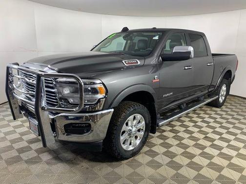 2022 RAM 2500 Laramie Crew Cab 4x4 6'4' Box