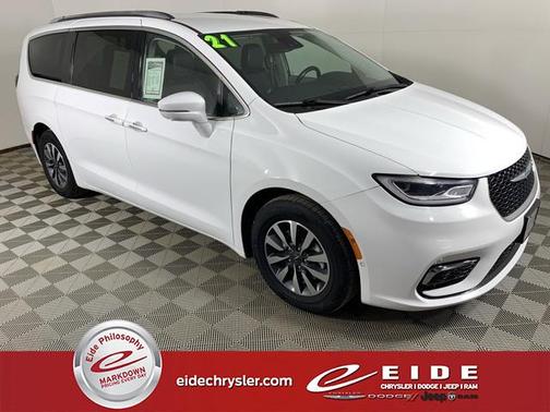 2021 Chrysler Pacifica Hybrid Touring L
