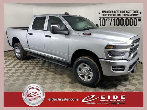 2026 RAM 2500 Tradesman Crew Cab 4x4 6'4' Box