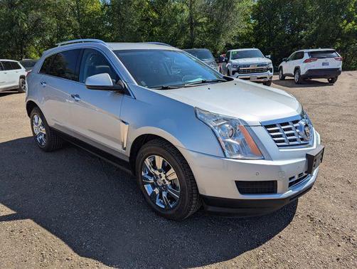 Radiant Silver Metallic 2014 Cadillac SRX Luxury Collection