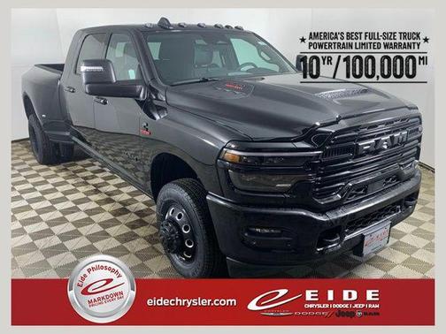 Diamond Black Crystal Pearlcoat 2026 RAM 3500 Laramie Mega Cab 4x4 6'4' Box