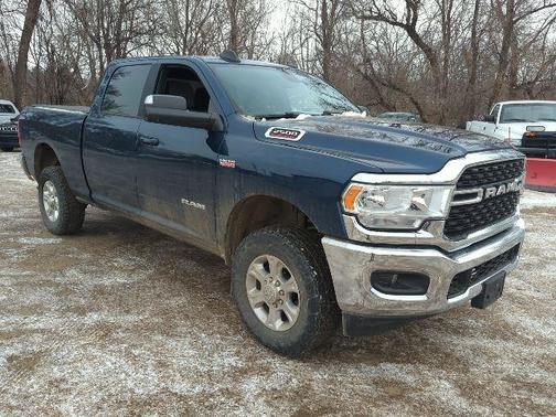 2022 RAM 2500 Big Horn Crew Cab 4x4 6'4' Box