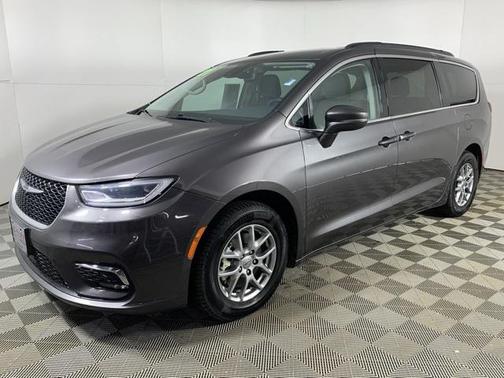 2021 Chrysler Pacifica Touring