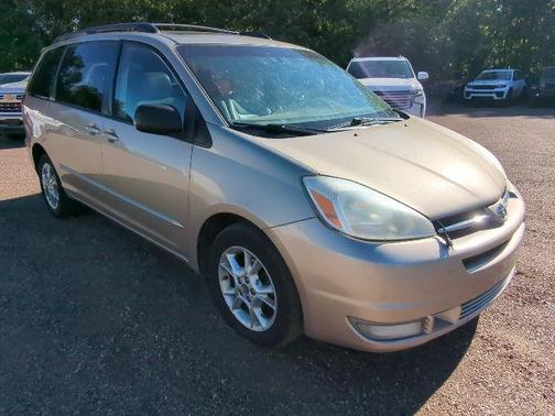 Beige / Tan 2005 Toyota Sienna XLE