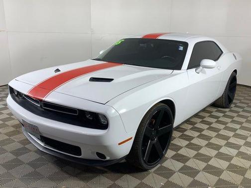 2015 Dodge Challenger SXT