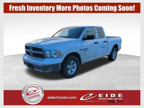 Bright White Clearcoat 2022 RAM 1500 Classic SLT
