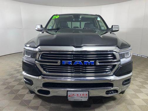 Diamond Black Crystal Pearlcoat 2020 RAM 1500 Laramie