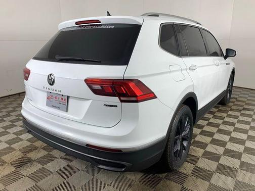 2022 Volkswagen Tiguan 2.0T SE 4MOTION