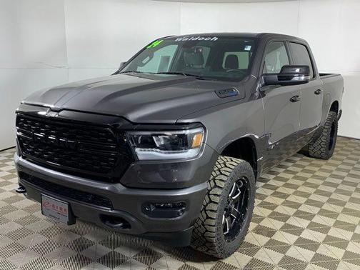 Granite Crystal Metallic Clearcoat 2024 RAM 1500 Big Horn/Lone Star
