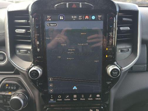Granite Crystal Metallic Clearcoat 2024 RAM 1500 Big Horn/Lone Star