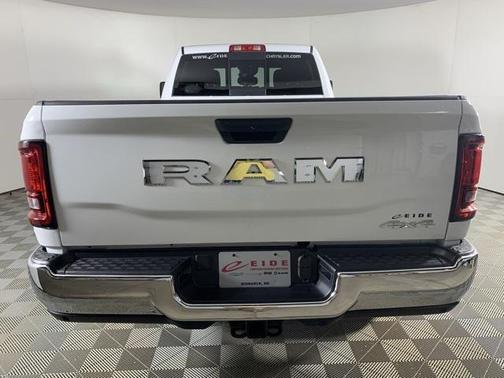 2025 RAM 2500 Tradesman Crew Cab 4x4 8' Box