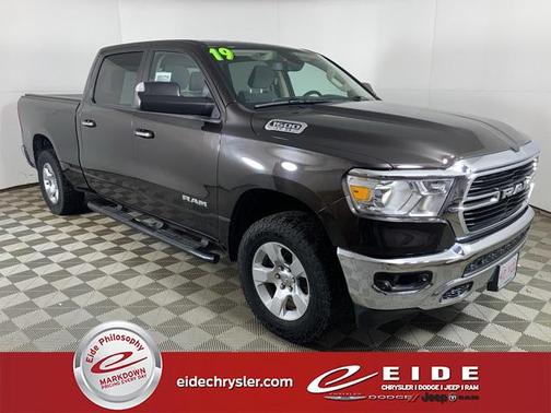 Rugged Brown Pearlcoat 2019 RAM 1500 Big Horn Truck