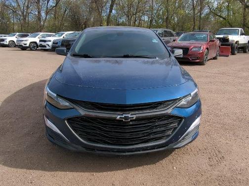 Pacific Blue Metallic 2019 Chevrolet Malibu RS