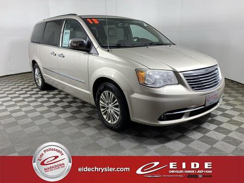 2013 Chrysler Town & Country Touring-L
