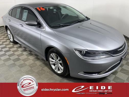 2016 Chrysler 200 Limited