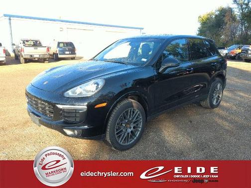 2017 Porsche Cayenne Platinum Edition