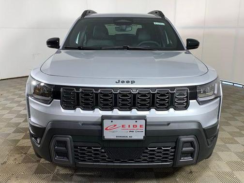 Silver Zynith Clearcoat 2026 Jeep Cherokee Limited