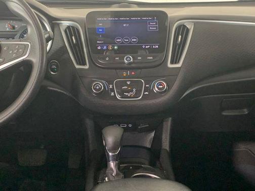 Sterling Gray Metallic 2024 Chevrolet Malibu 1LS