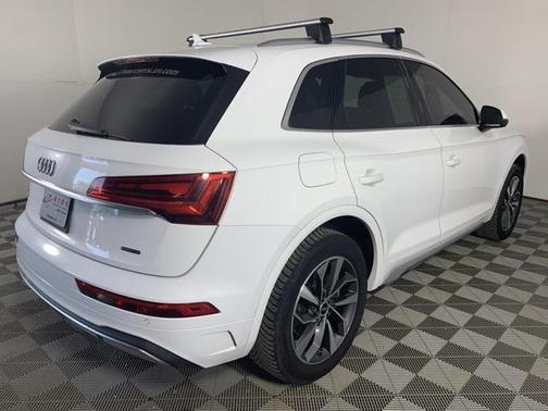 2021 Audi Q5 45 Premium Plus