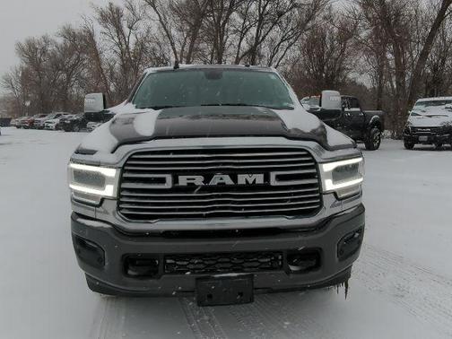 2024 RAM 2500 Laramie Crew Cab 4x4 6'4' Box