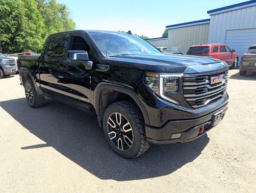 Onyx Black 2022 GMC Sierra 1500 AT4