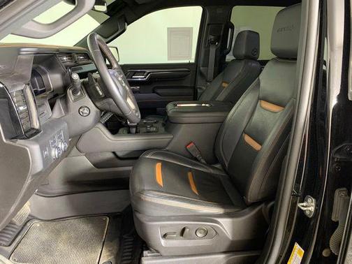 Onyx Black 2022 GMC Sierra 1500 AT4